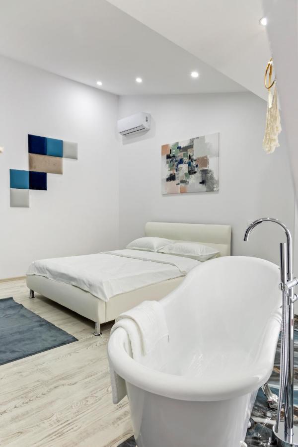 Selari Apartment *